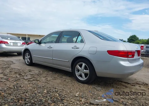 2005 Honda Accord 2.4 Ex from USA, damaged, VIN 1HGCM56805A171832